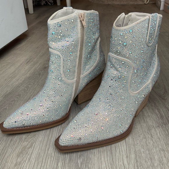 Very G Shoes Silver Rhinestone Boot Inside Zipper Easy Onoff Tts Very G Brand Kady Boot